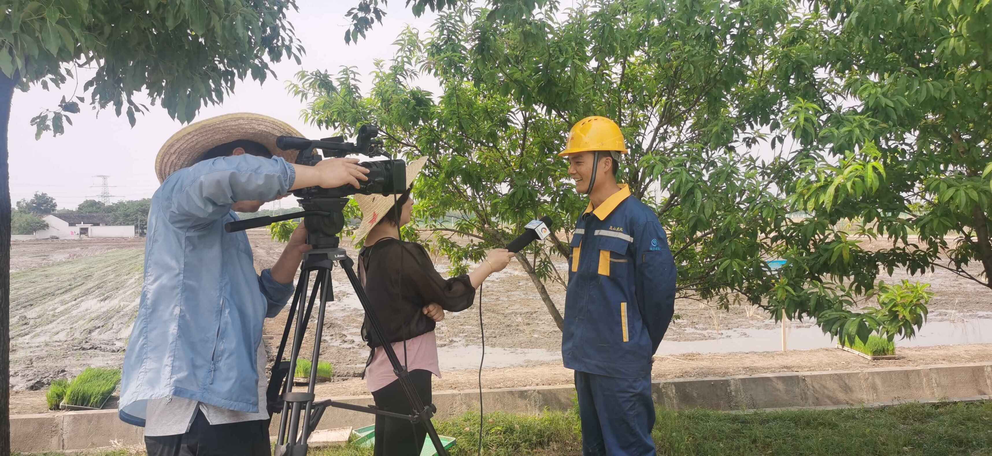 昆山市农业机械工作服换装图片